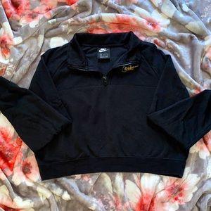 Nike Crop Top Sweater